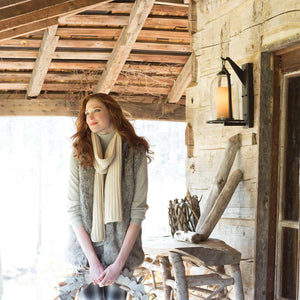 Hinkley Outdoor Wall Light from the Quincy range. Quincy 1 Light Medium Wall Lantern Product Code = HK-QUINCY-M