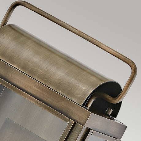 Hinkley Outdoor Wall Light from the Sag Harbor range. Sag Harbor 2 Light Medium Wall Lantern Product Code = HK-SAG-HARBOR-M-BU