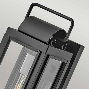 Hinkley Outdoor Wall Light from the Sag Harbor range. Sag Harbor 1 Light Small Wall Lantern Product Code = HK-SAG-HARBOR-S-BK