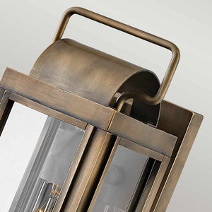 Hinkley Outdoor Wall Light from the Sag Harbor range. Sag Harbor 1 Light Small Wall Lantern Product Code = HK-SAG-HARBOR-S-BU