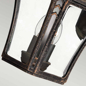 Hinkley Outdoor Wall Light from the Wabash range. Wabash 2 Light Medium Wall Lantern Product Code = HK-WABASH2-M
