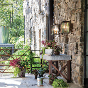 Hinkley Outdoor Wall Light from the Walker range. Walker 2 Light Large Wall Lantern Product Code = HK-WALKER2-L