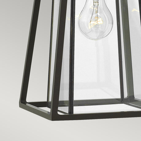 Hinkley Outdoor Wall Light from the Walker range. Walker 1 Light Medium Wall Lantern Product Code = HK-WALKER2-M