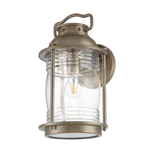 Kichler Outdoor Wall Light from the Ashland Bay range. Ashland Bay 1 Light Large Wall Lantern Product Code = KL-ASHLANDBAY2-L-BU