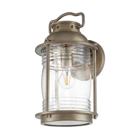 Kichler Outdoor Wall Light from the Ashland Bay range. Ashland Bay 1 Light Large Wall Lantern Product Code = KL-ASHLANDBAY2-L-BU