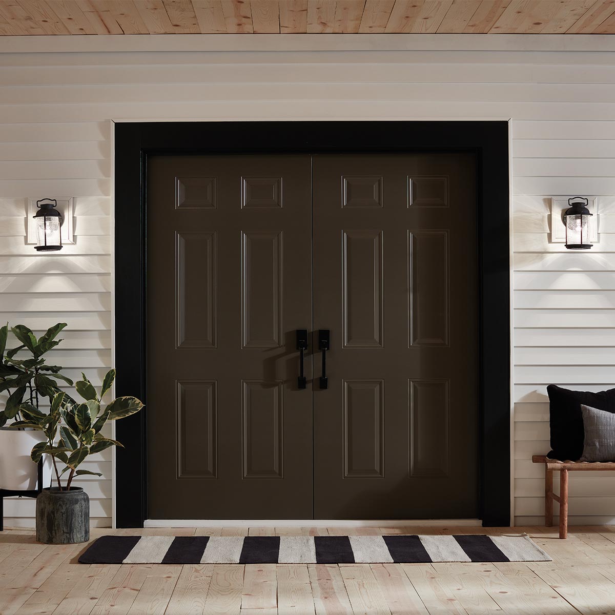 Kichler Outdoor Wall Light from the Ashland Bay range. Ashland Bay 1 Light Small Wall Lantern Product Code = KL-ASHLANDBAY2-S
