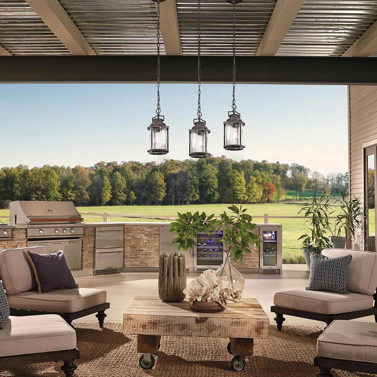 Kichler Outdoor Hanging from the Ashland Bay range. Ashland Bay 1 Light Small Chain Lantern Product Code = KL-ASHLANDBAY8-S