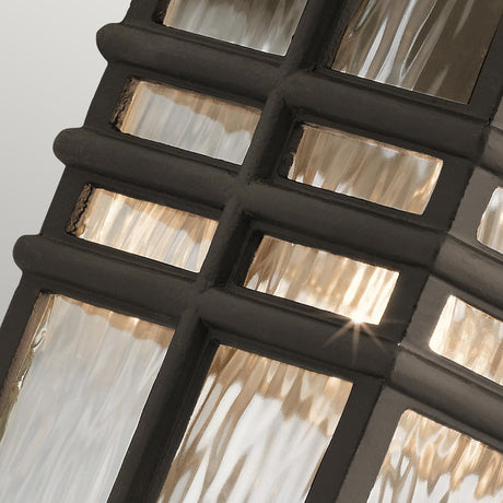 Kichler Outdoor Wall Light from the Beacon Square range. Beacon Square 1 Light Medium Wall Lantern Product Code = KL-BEACON-SQUARE-M-OZ