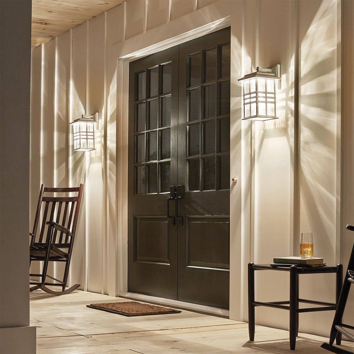 Kichler Outdoor Wall Light from the Beacon Square range. Beacon Square 1 Light Medium Wall Lantern Product Code = KL-BEACON-SQUARE-M-WHT