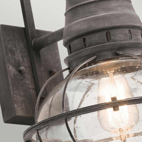 Kichler Outdoor Wall Light from the Bridge Point range. Bridgepoint 1 Light Large Wall Lantern Product Code = KL-BRIDGEPOINT-L