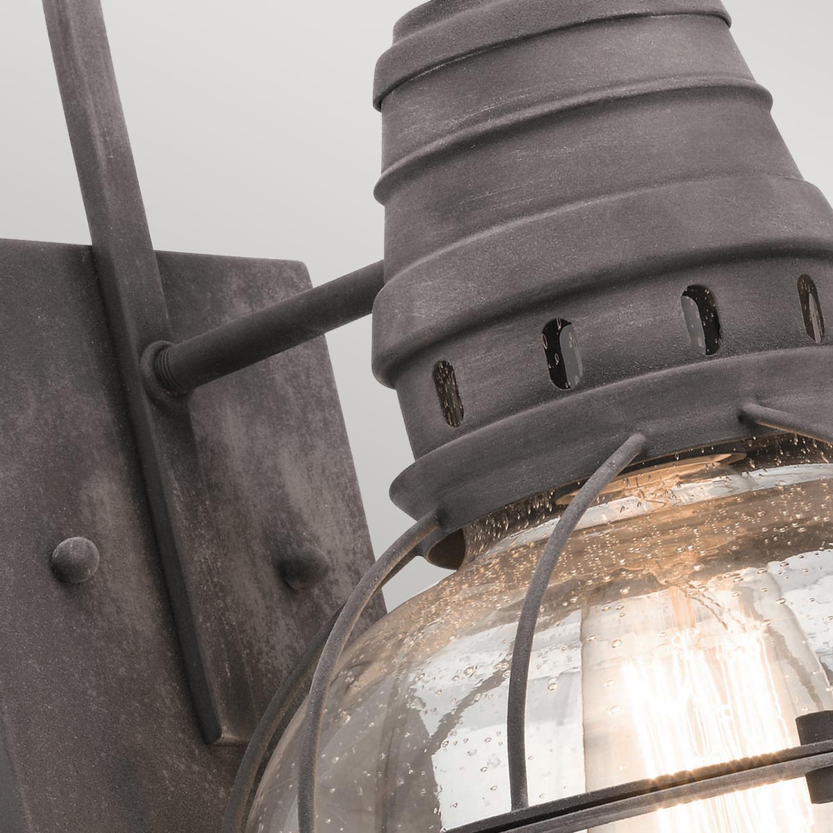 Kichler Outdoor Wall Light from the Bridge Point range. Bridgepoint 1 Light Medium Wall Lantern Product Code = KL-BRIDGEPOINT-M