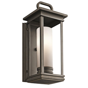 Kichler Outdoor Wall Light from the South Hope range. South Hope 1 Light Medium Wall Lantern  Product Code = KL-SOUTH-HOPE-M