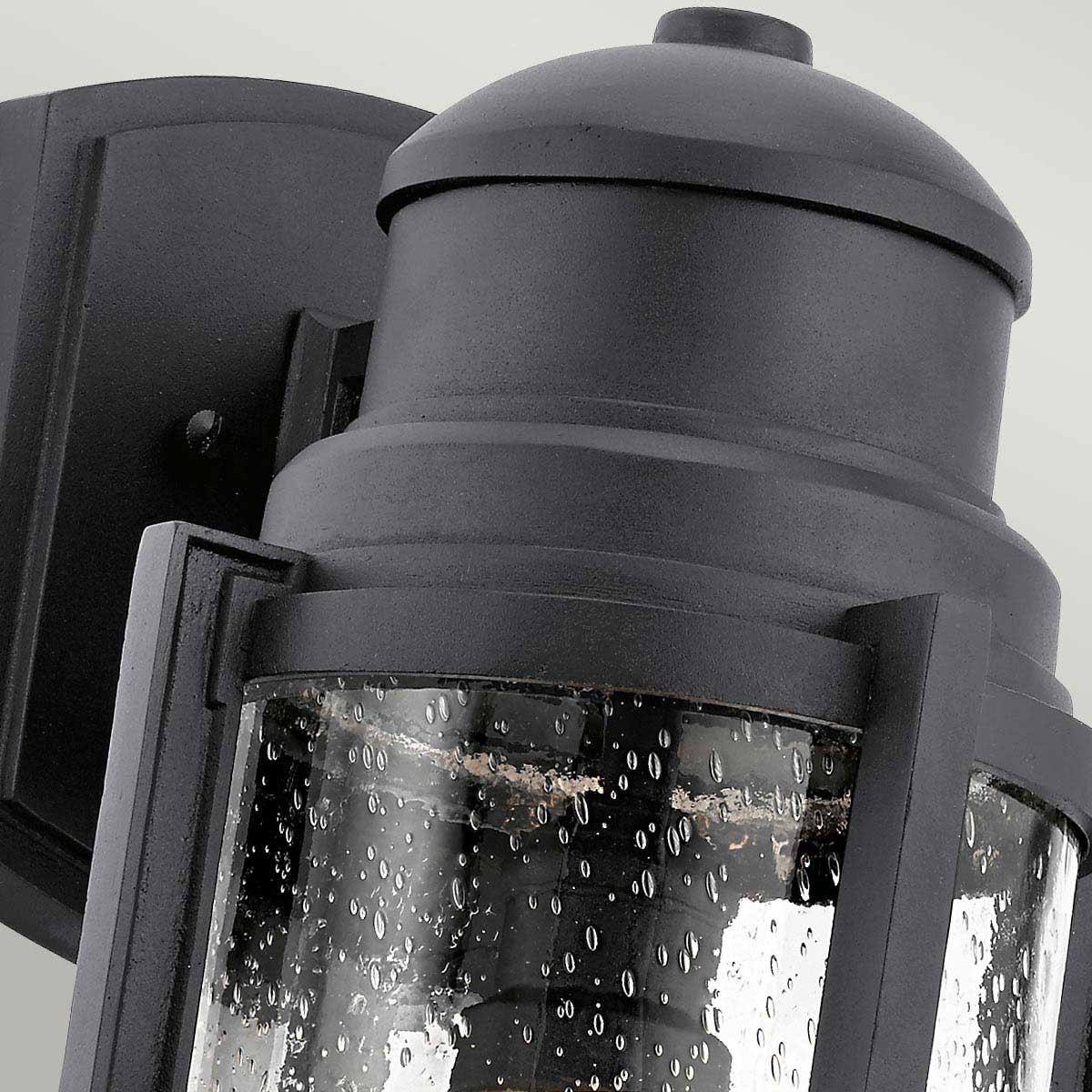 Kichler Outdoor Wall Light from the Suri range. Suri 1 Light Wall Lantern Product Code = KL-SURI-L