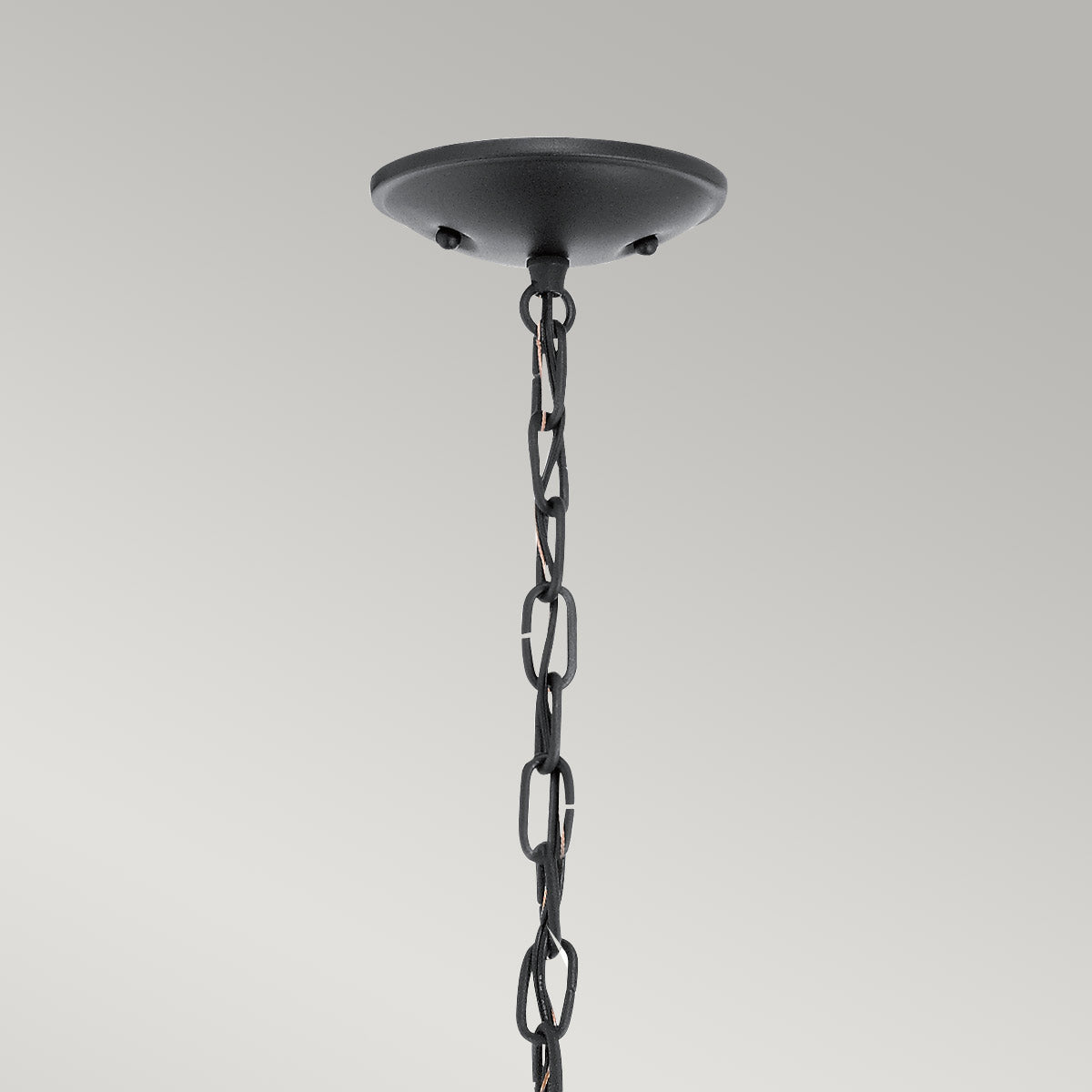 Kichler Outdoor Hanging from the Vandalia range. Vandalia 1 Light Medium Chain Lantern Product Code = KL-VANDALIA8-M