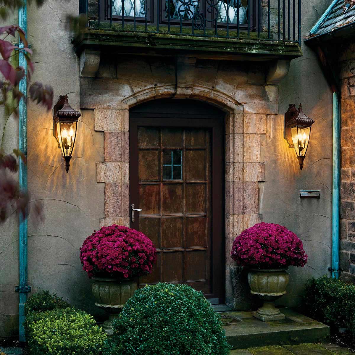 Kichler Outdoor Wall Light from the Venetian Rain range. Venetian Rain 3 Light Large Wall Lantern Product Code = KL-VENETIAN2-L