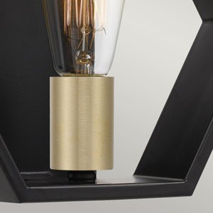 Quoizel Wall Light from the Bismarck range. Bismarck 1 Light Wall Light Product Code = QZ-BISMARCK1-EK