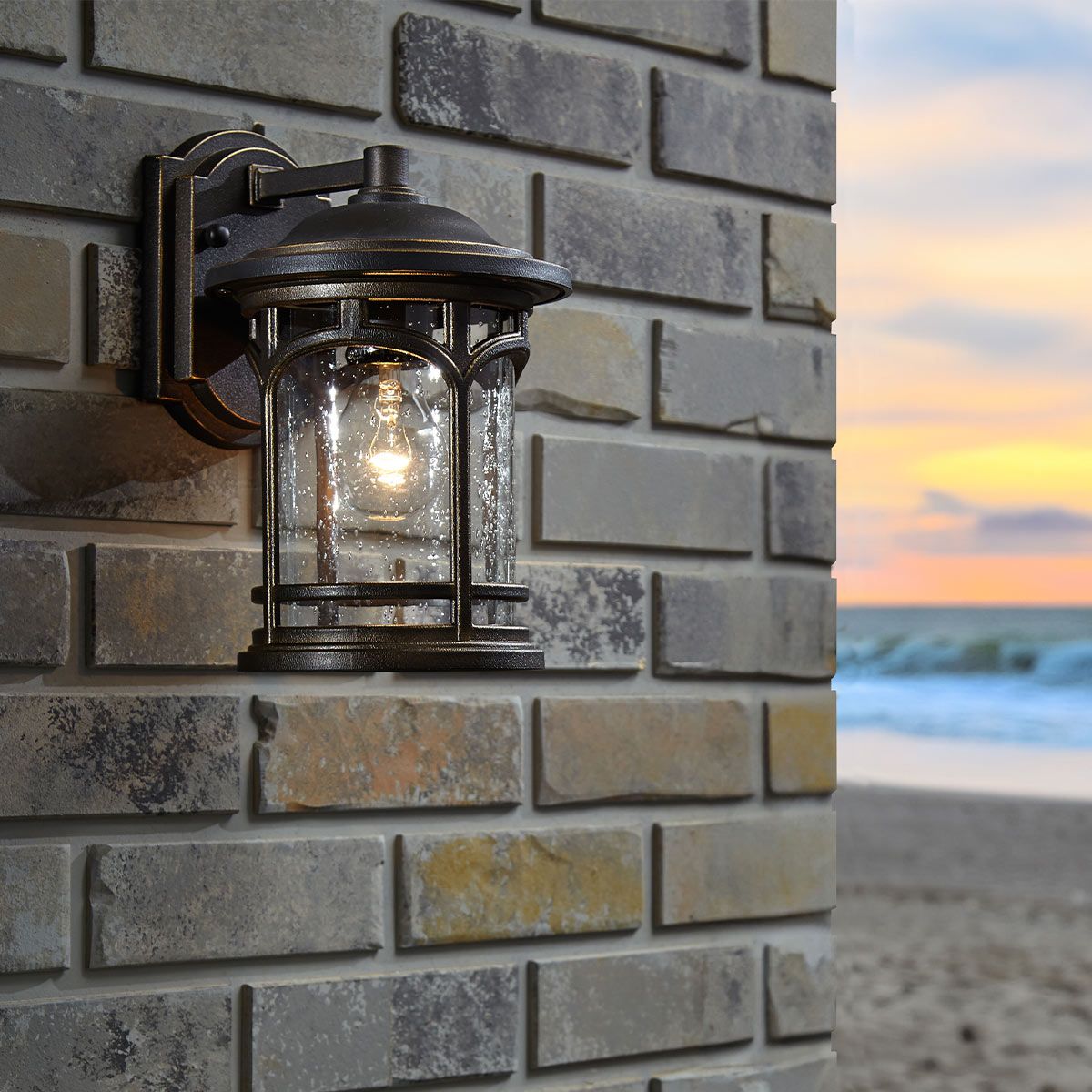 Quoizel Outdoor Wall Light from the Marblehead range. Marblehead 1 Light Medium Wall Lantern – SKU QZ-MARBLEHEAD2-M