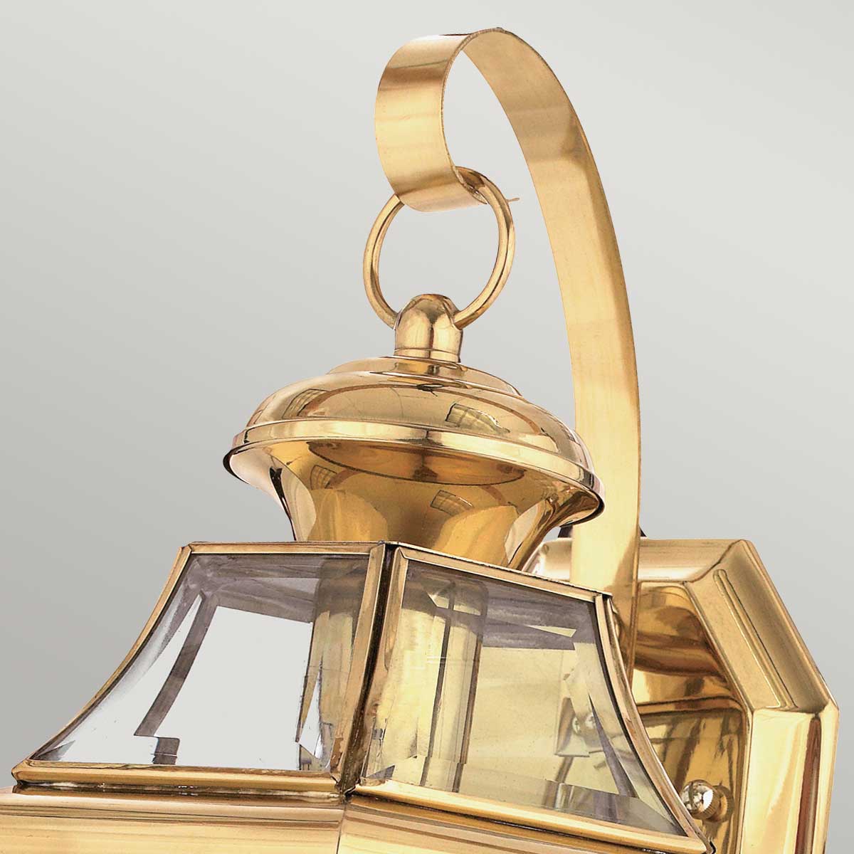 Quoizel Outdoor Wall Light from the Newbury range. Newbury 1 Light Medium Wall Lantern Product Code = QZ-NEWBURY2-M-PB
