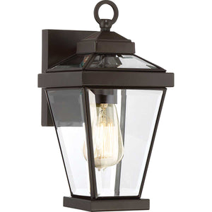 Quoizel Outdoor Wall Light from the Ravine range. Ravine Small Wall Lantern Product Code = QZ-RAVINE2-S