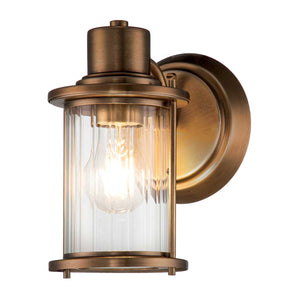 Quoizel Wall Light from the Riggs range. Riggs 1 Light Wall Light Product Code = QZ-RIGGS1-BATH-WS