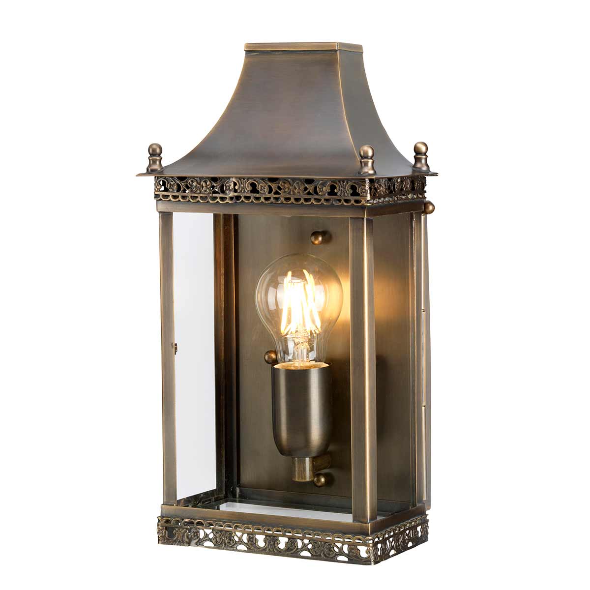 Elstead Lighting Outdoor Wall Light from the Regents Park range. Regents Park 1 Light Wall Lantern - Brass Product Code = REGENTS-PARK-BR