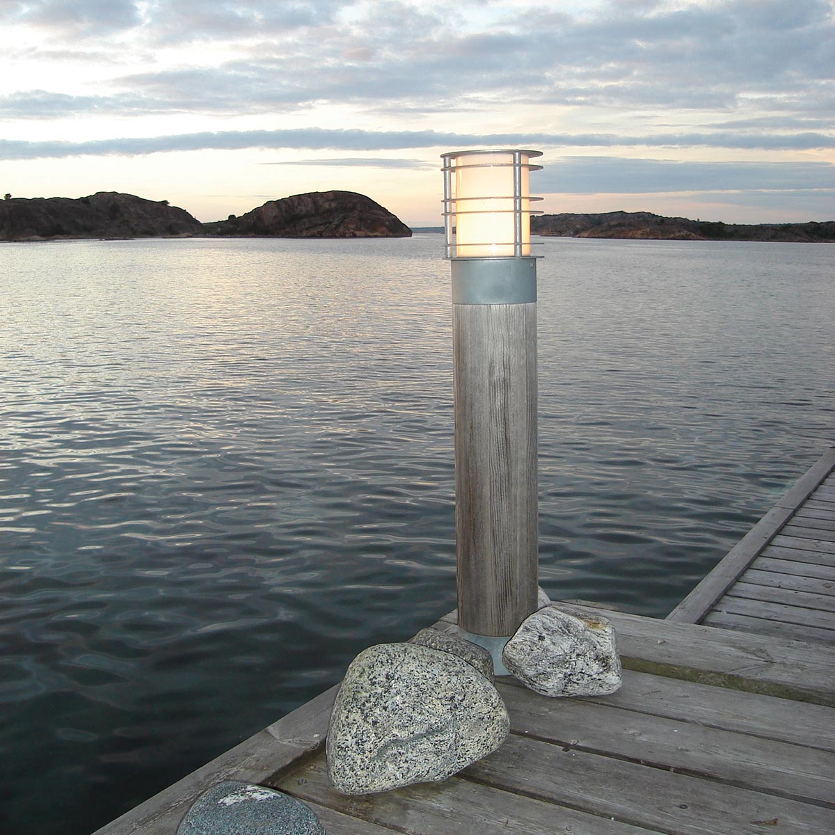 Norlys Stockholm Large Bollard Natural Wood & Galvanised ST-BOLNW-L-E27-G