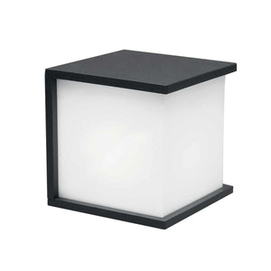 Elstead Lighting Outdoor Wall Light from the Torsten range. Torsten 1 Light Wall Fitting  Product Code = TORSTEN-SQ