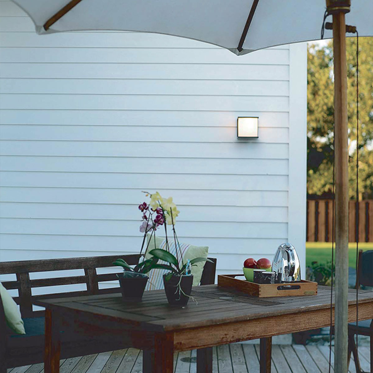 Elstead Lighting Outdoor Wall Light from the Torsten range. Torsten 1 Light Wall Fitting  Product Code = TORSTEN-SQ