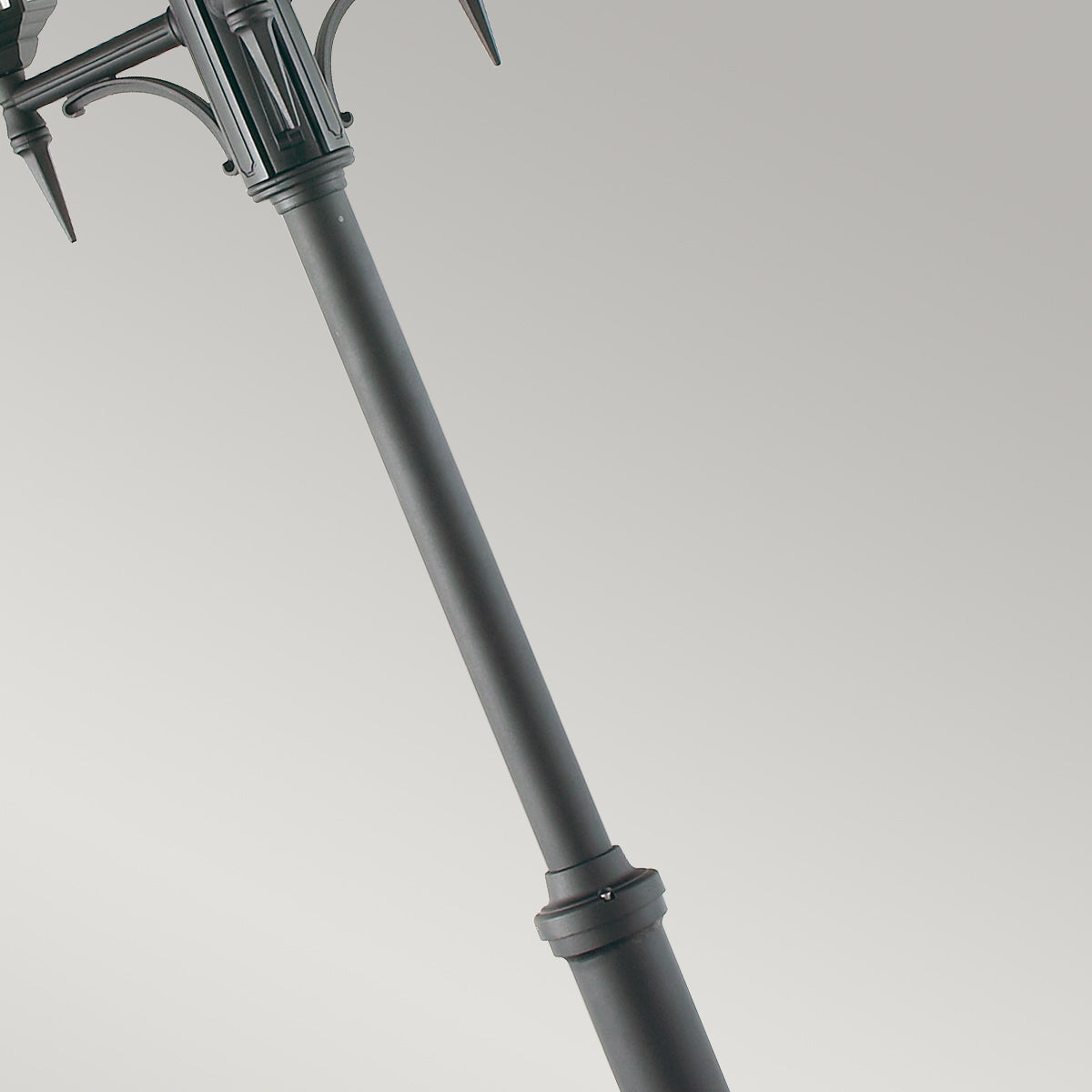 Norlys Valencia 3 Light Triple Head Lamp Post V7-BLACK