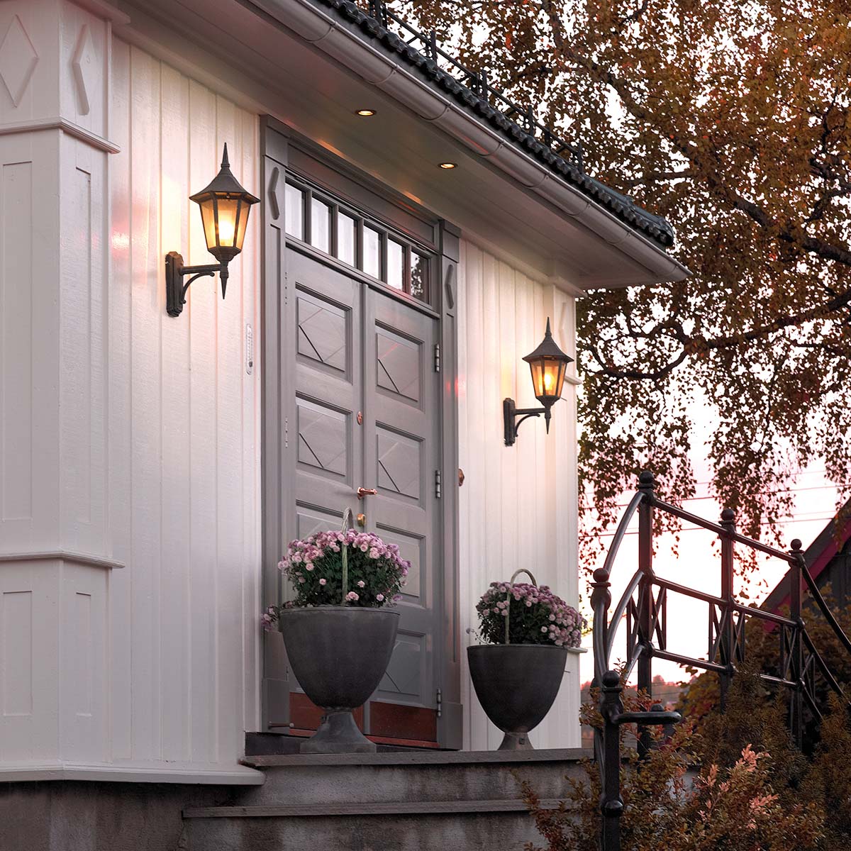 Norlys Valencia Grande 1 Light Up Lantern VG1-BLACK