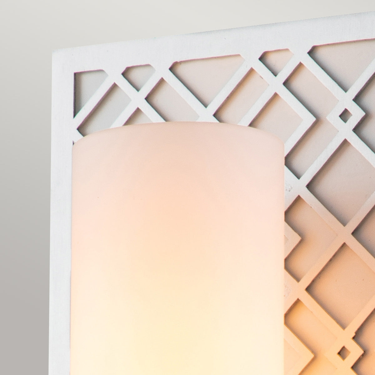 Elstead Lighting Wall Light from the Ziggy range. Ziggy 1lt Wall light - Lacquered Silver Product Code = ZIGGY1-LS