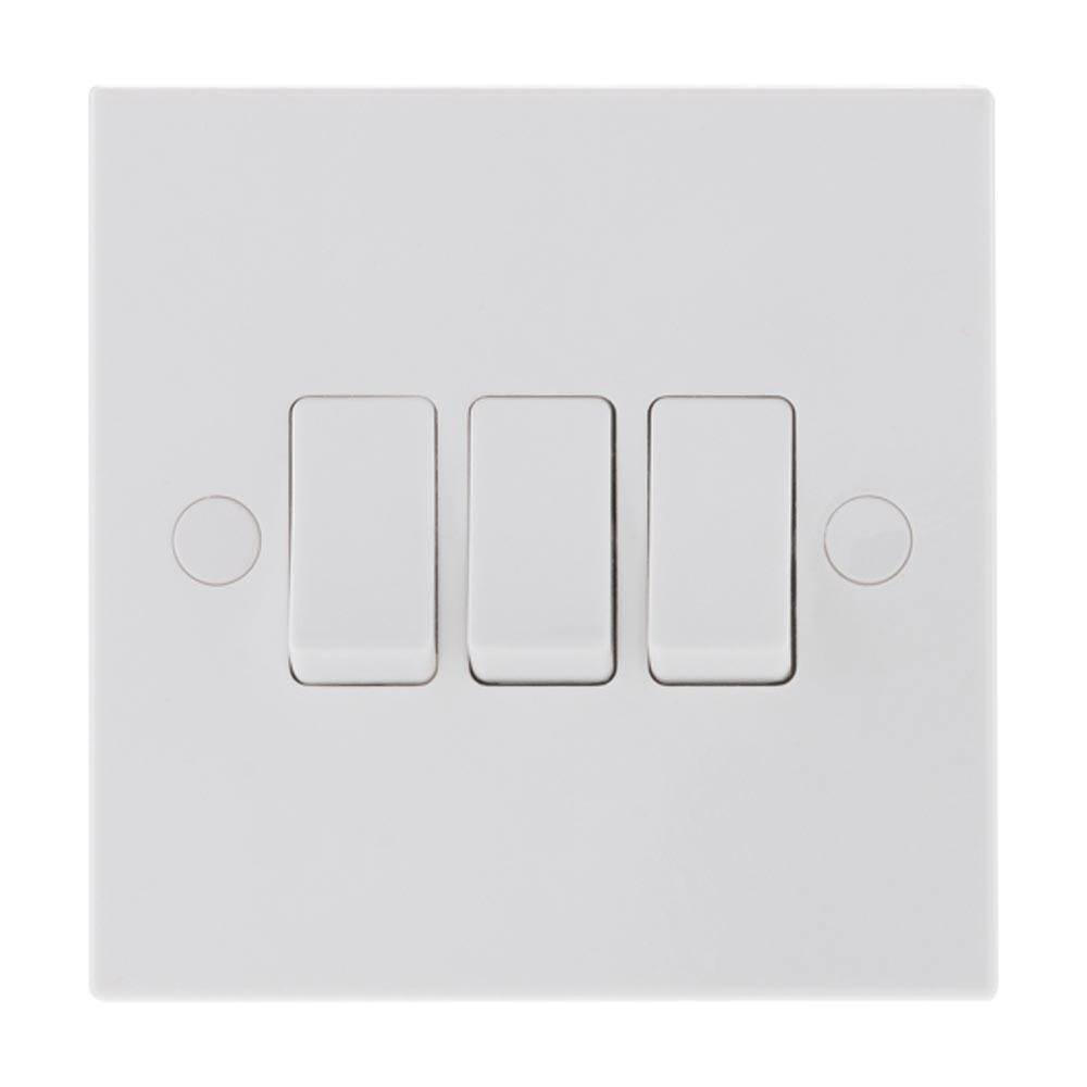 BG FL-CP-943-0J BGE - BG BG Nexus Moulded White Square Edge 10A 3 Gang 2 Way Switch